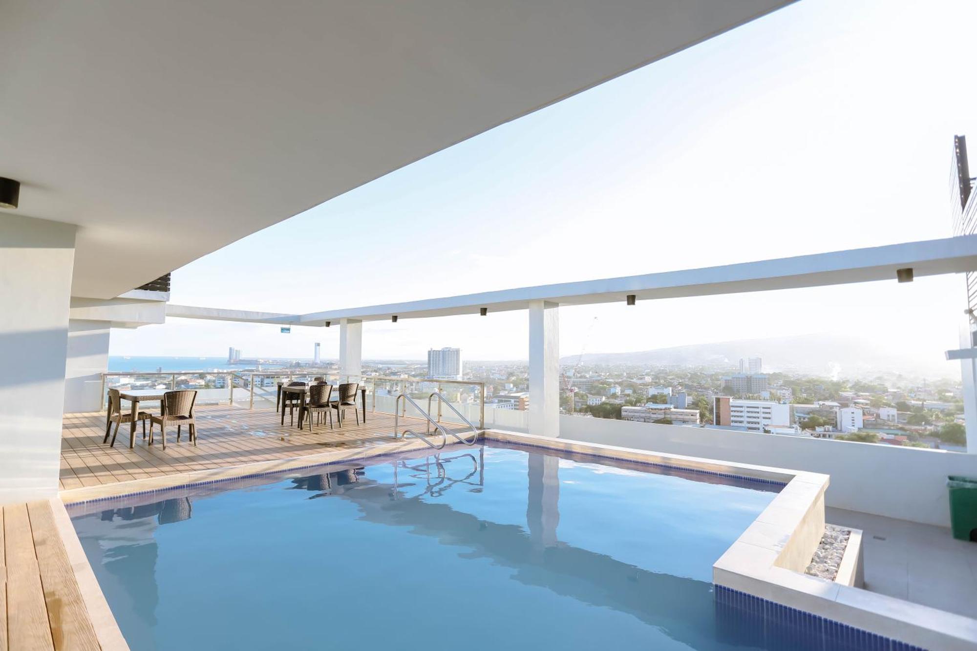 Apartment Chic Studio At City's Uptown District
