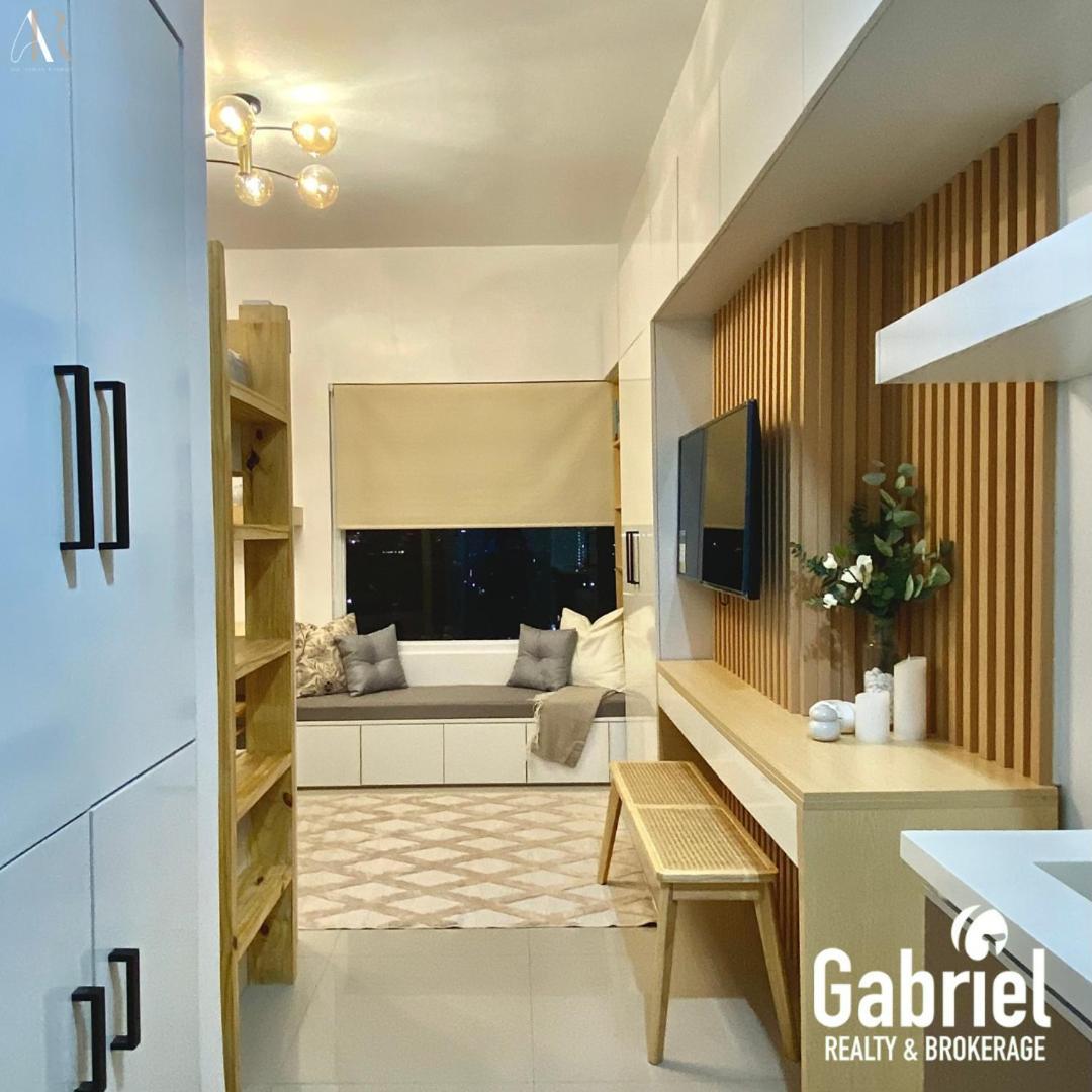 Chic Studio At City's Uptown District * Cebu